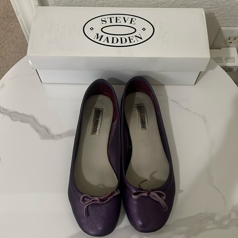 Metallic purple ballet flats